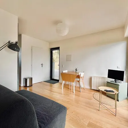 Quiet Villa, Sea And Mountain! Villa