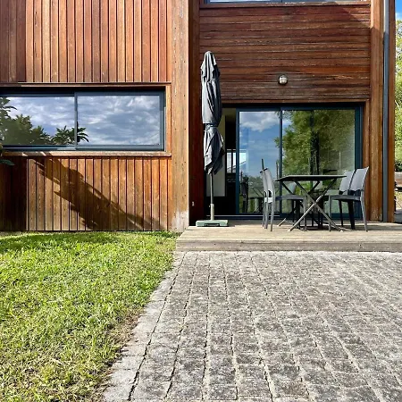 Villa Quiet Villa, Sea And Mountain!