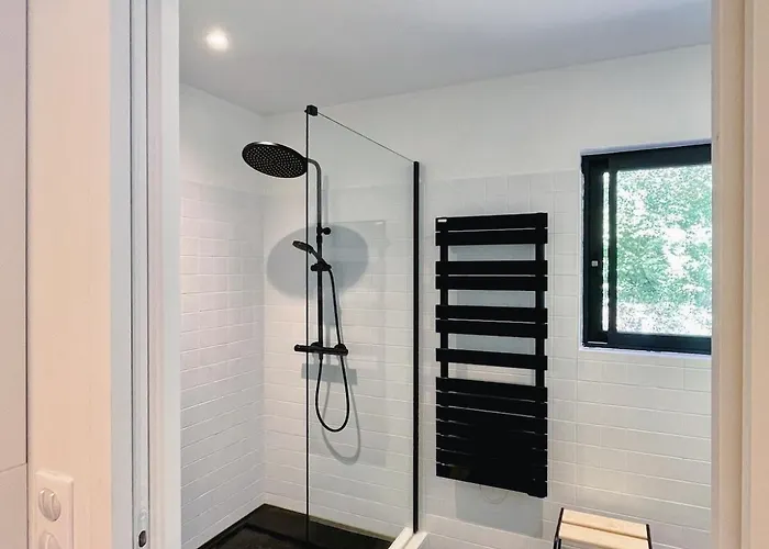 Quiet Villa, Sea And Mountain! فيلة